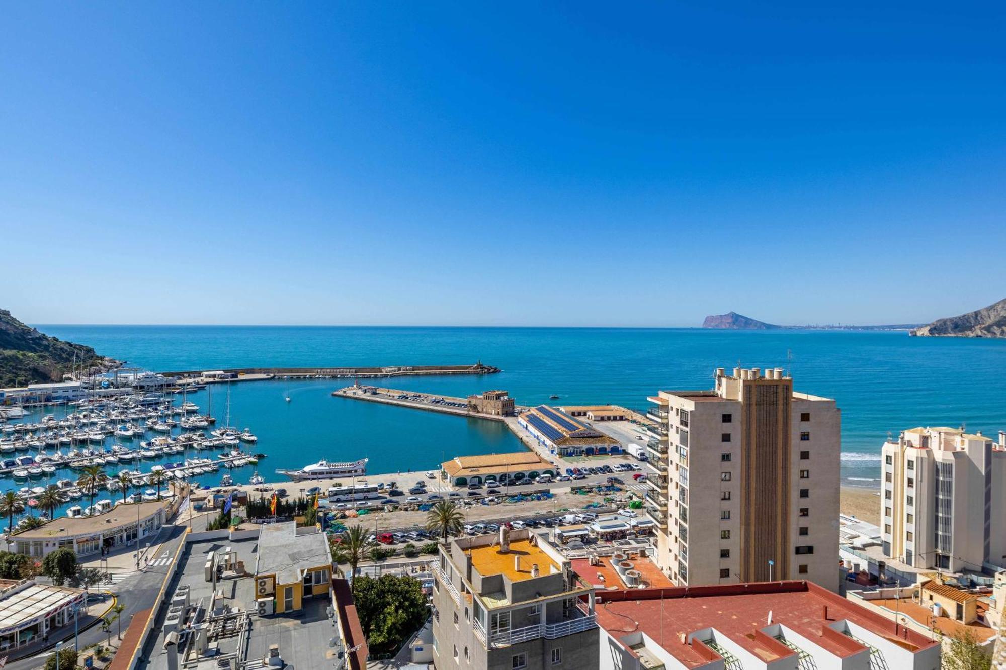 Inftour Medici Apartamento Calp Exterior foto