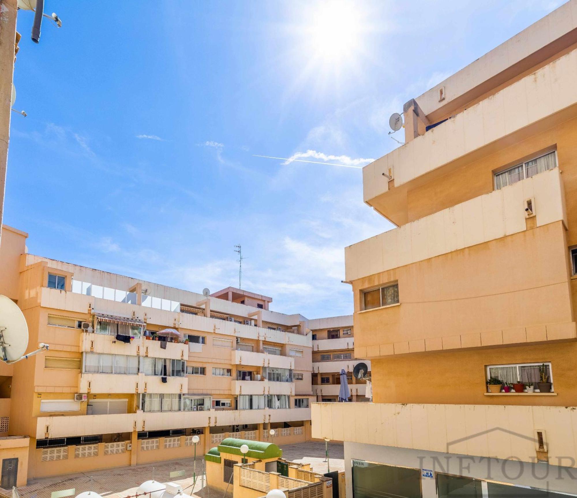 Inftour Medici Apartamento Calp Exterior foto